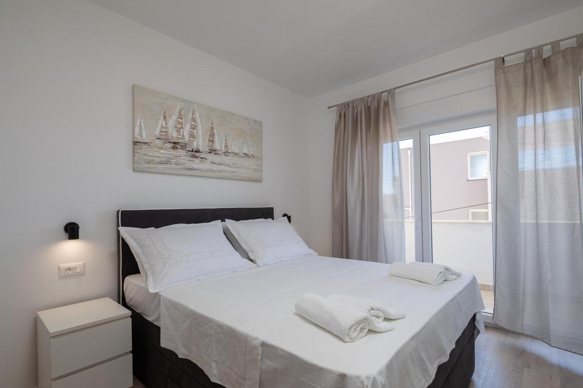 Apartments 20 Meters From The Beach Jesenice  Oda fotoğraf